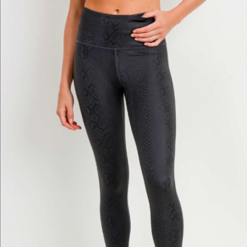 Black Snake Skin Print Yoga Pants